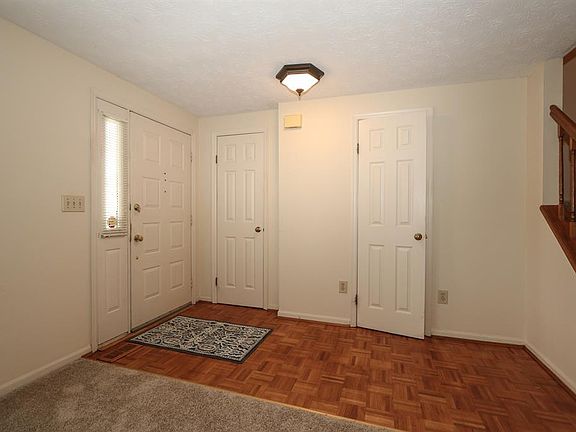 4th image of 2085 Stratford Ct