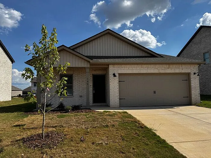 144 Whitner Dr