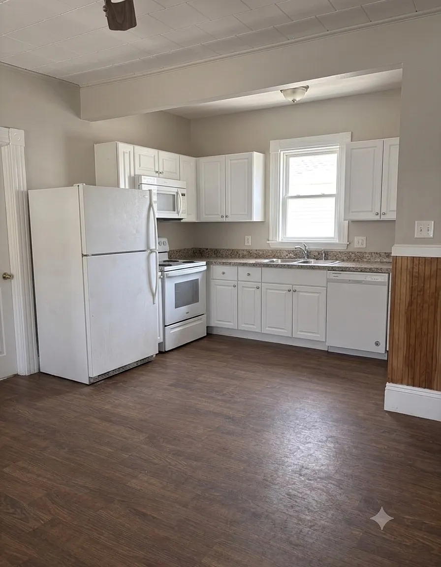 2 bed, 1100 sqft, $2,000 — Photo 2