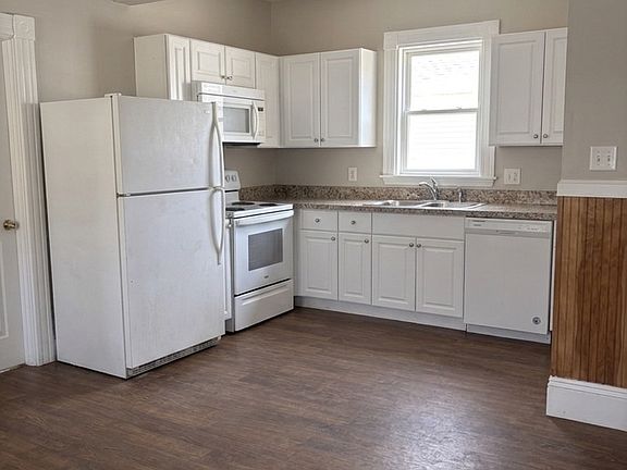 2nd image of 1027 Hayward St APT 1