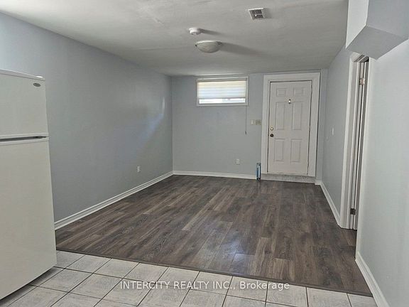 3rd image of 346 Crofters Rd #Basement