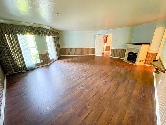 5th image of 7161 121st St #319