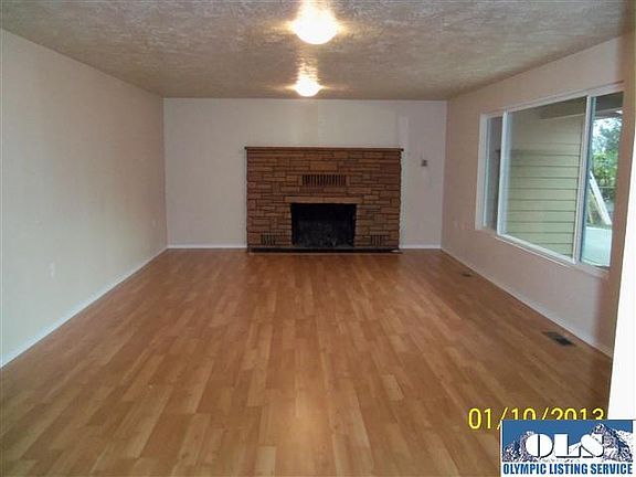 2nd image of 112 Harmony Ln