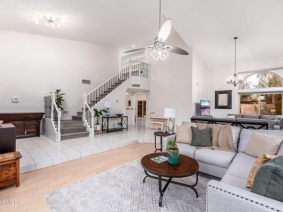 5th image of 1102 W NEWPORT BEACH Drive
