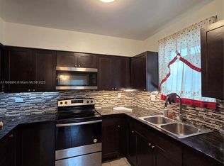 12220 NE Miami Pl, North Miami, FL 33161