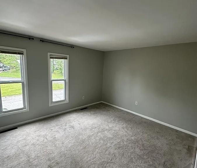 8216 Shady Spring Dr — Photo 13