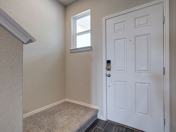 5th image of 152 Honey Oak Ln