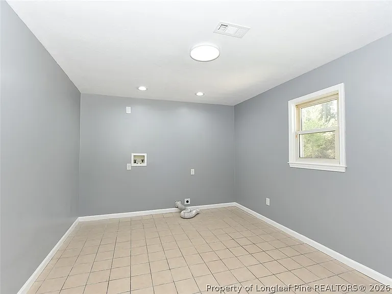 439 McNatt St — Photo 8