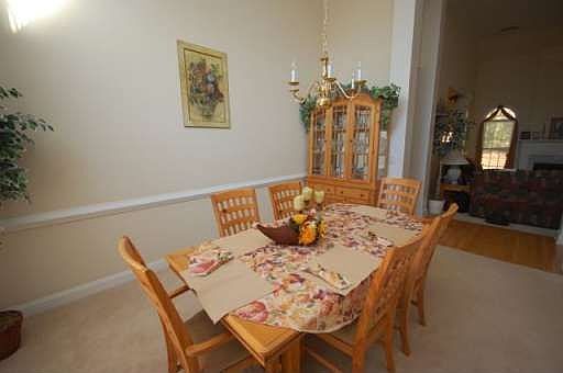 3rd image of 1797 Hampton Woods Way