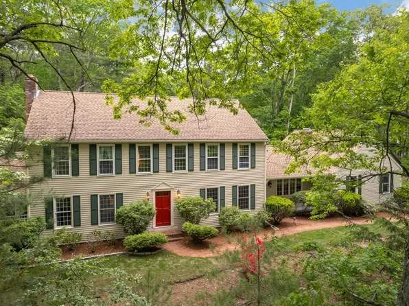 3 Crown Point Rd, Sudbury, MA 01776