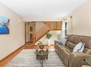 3805 Heatherglen Dr, Columbus, OH 43221