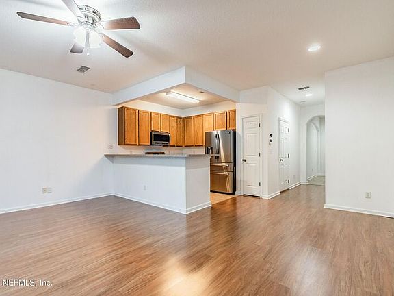 5th image of 5737 Parkstone Crossing Dr