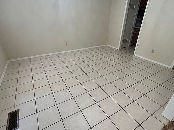 4th image of 1208 S 41st Cir #1209