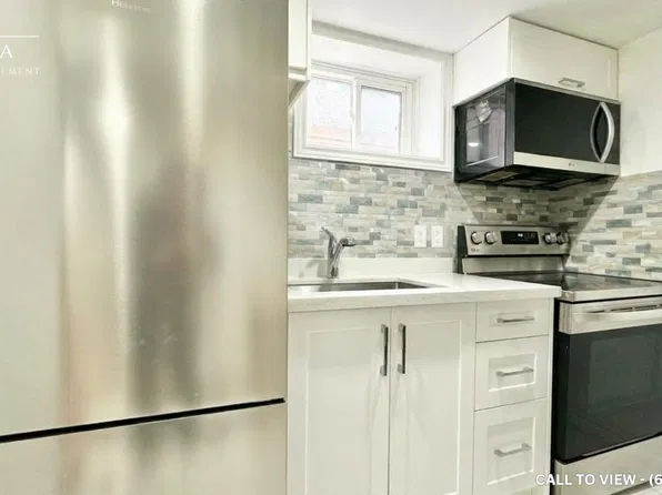 18 Rosette Ct #2, Toronto, ON M9M 1Z7