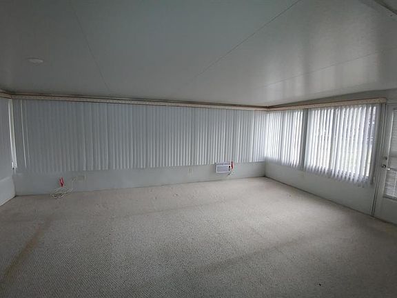 2nd image of 11 SE 63rd Ter