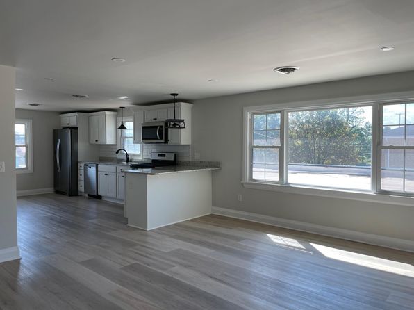 442 Beach Rd