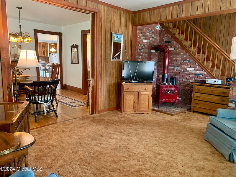 4th image of 813 Gerling Street