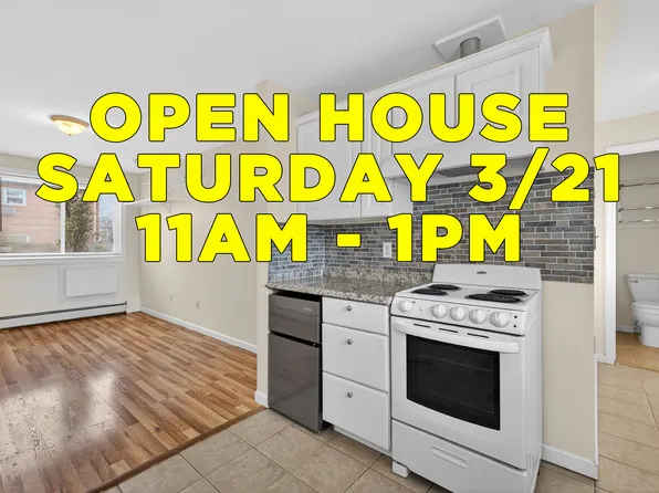 2420 Bennett Ave APT 1C, North Bellmore, NY 11710