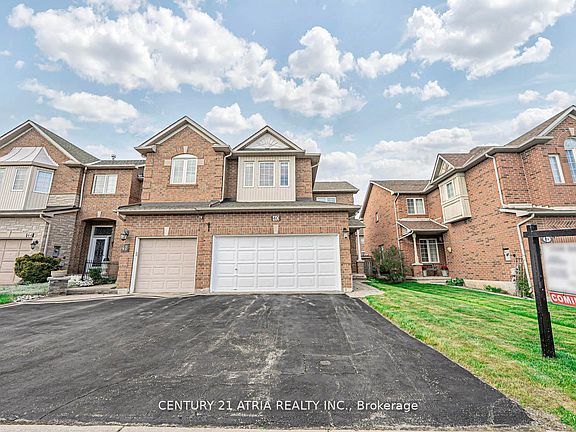 3rd image of 40 Nottingham Dr