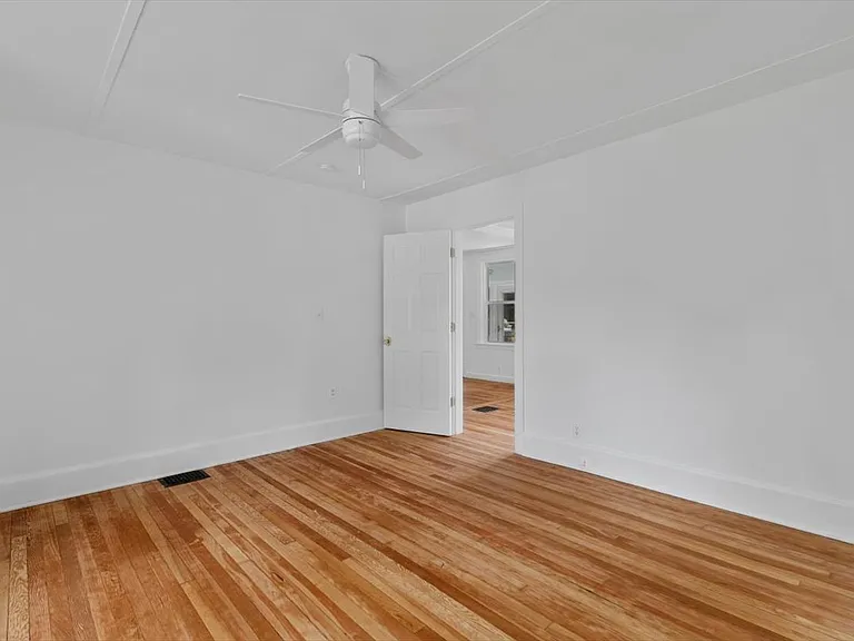 21 Green St — Photo 10