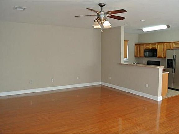 3rd image of 1405 Allo Ave