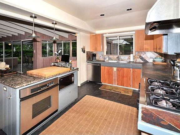 5th image of 908 Morningside Dr
