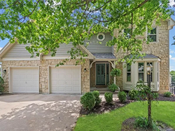 4509 Cedar Ridge Ct, Lawrence, KS 66049