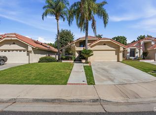 8012 Chaucer St, Bakersfield, CA 93311