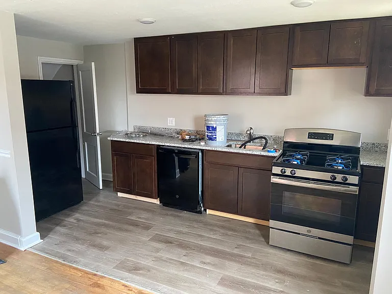 1216 Pine Heights Ave — Photo 10