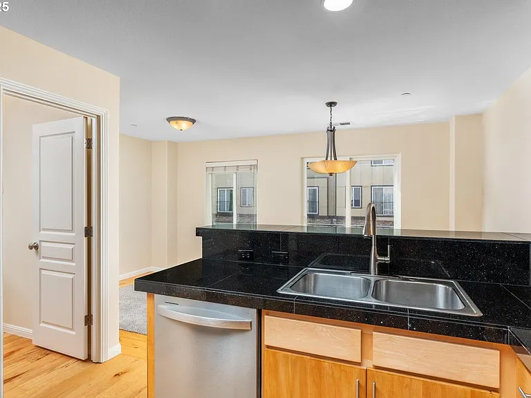 2834 SW Tranquility Ter — Photo 13