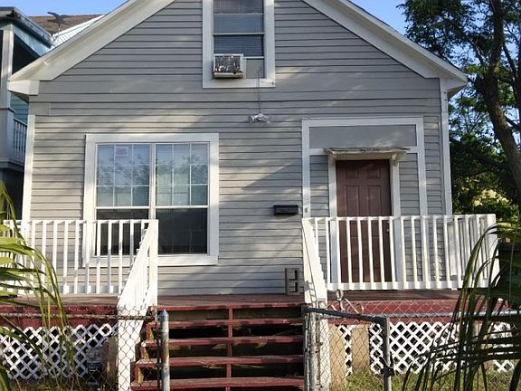 4th image of 3523 Winnie St