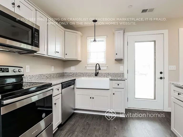 202 Emmett Dr — Photo 8