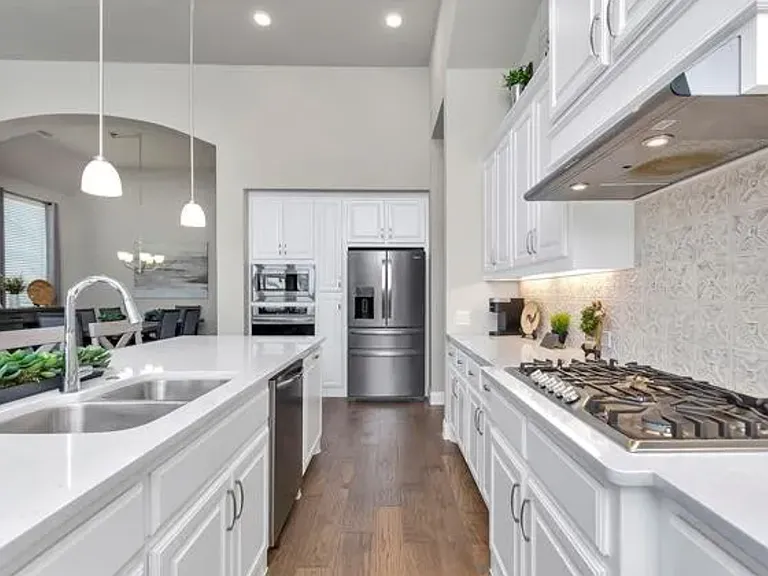 7013 Cross Point Ln — Photo 22