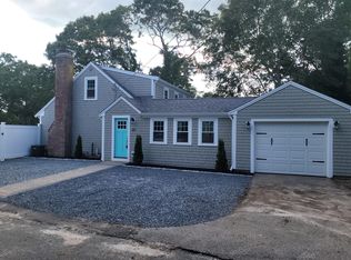 30 Redwood Ln, Hyannis, MA 02601
