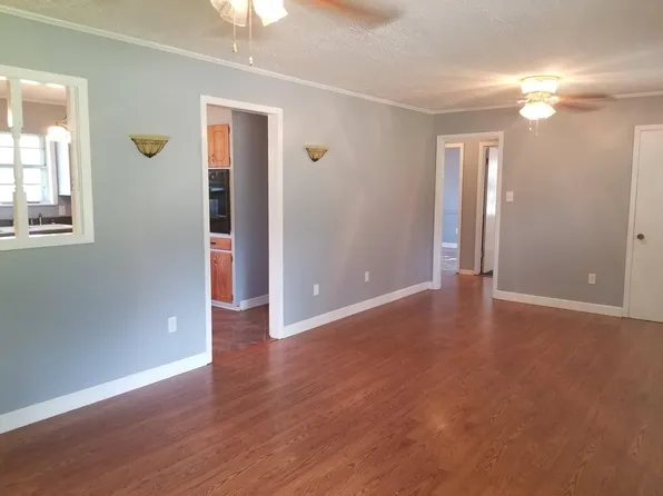 130 Askew St, Water Valley, MS 38965