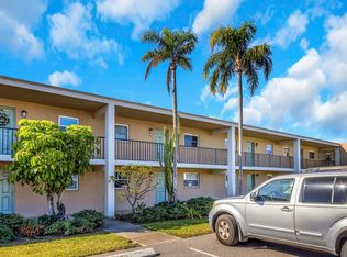 12300 Park Blvd APT 221, Seminole, FL 33772