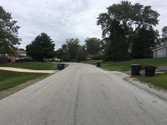 5th image of 19011 Martin Ln