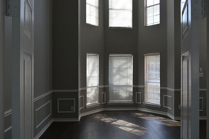 1st image of 1700 Stewart St