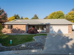 1548 Huckleberry Ln, Wenatchee, WA 98801