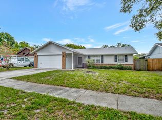 8815 Magnolia Pl, Seminole, FL 33777