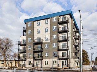 9502 86th St NW, Edmonton, AB T6C3E9