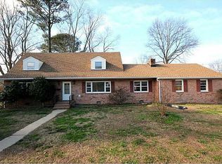 9 Nathan St, Hampton, VA 23669