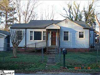 1st image of 204 Dukeland Dr