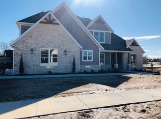 302 NE Royce Loop, Bentonville, AR 72712