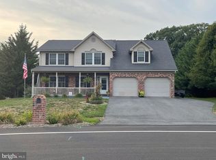 45 Independence Dr, Shippensburg, PA 17257