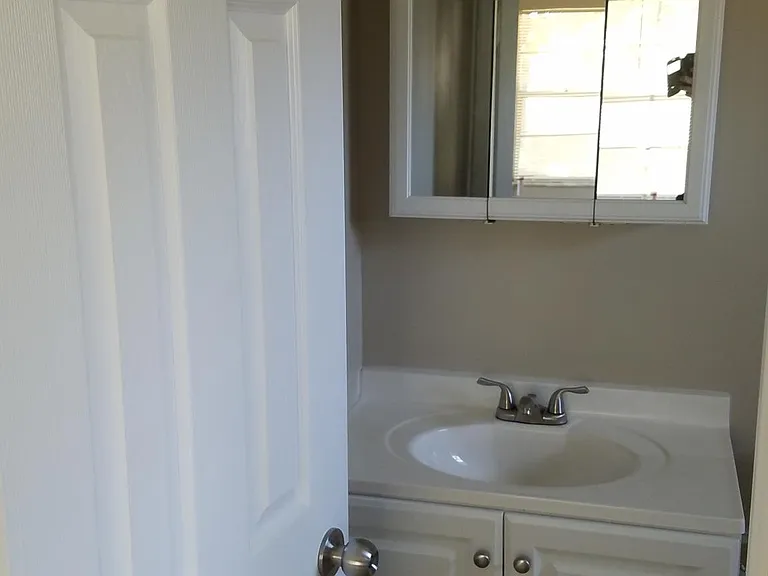 4009 Ponce De Leon Blvd — Photo 7