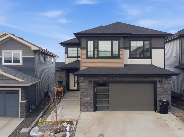 1210 Peregrine Ter NW, Edmonton, AB T5S 0M3
