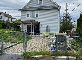 55 Melrose Ave, New Windsor, NY 12553