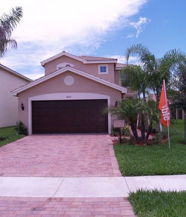1st image of 10413 Pearwood Pl