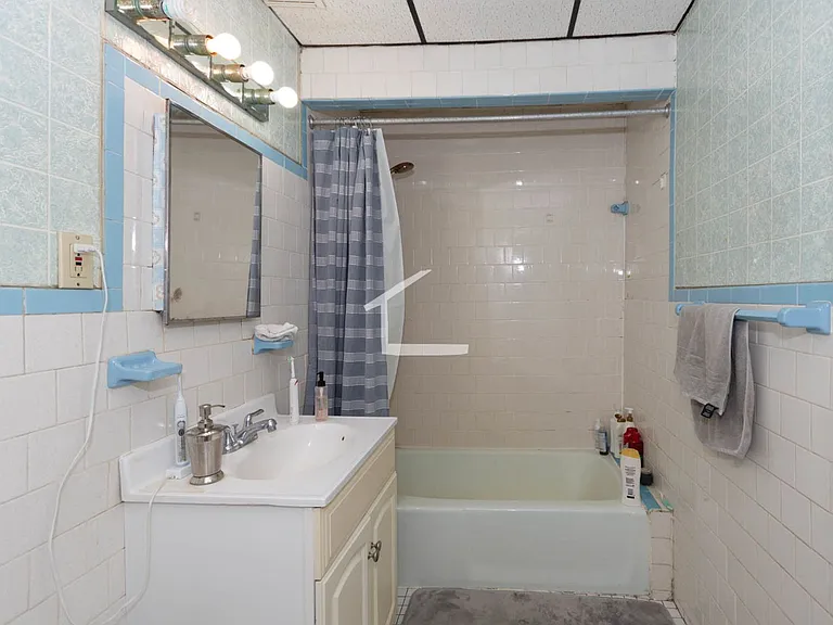 5 Gardner Ter #1F — Photo 6